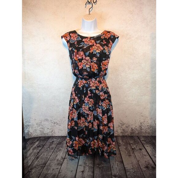Halogen cap sleeved lined chiffon pleated dress 4 - Picture 1 of 3